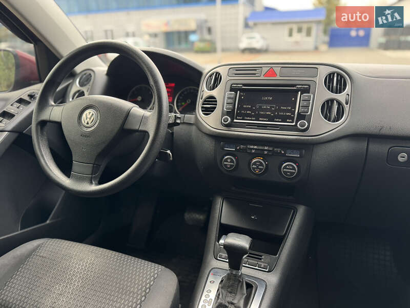 Внедорожник / Кроссовер Volkswagen Tiguan 2008 в Киеве