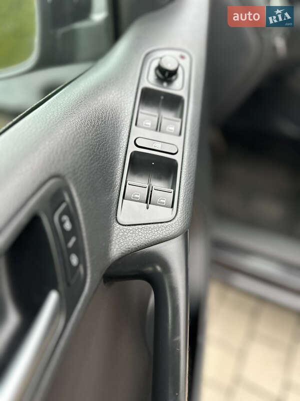 Позашляховик / Кросовер Volkswagen Tiguan 2014 в Львові фото 11 Позашляховик / Кросовер Volkswagen Tiguan 2014 в Львові