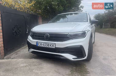 Внедорожник / Кроссовер Volkswagen Tiguan 2023 в 