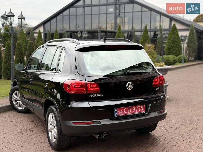 Внедорожник / Кроссовер Volkswagen Tiguan 2017 в Стрые