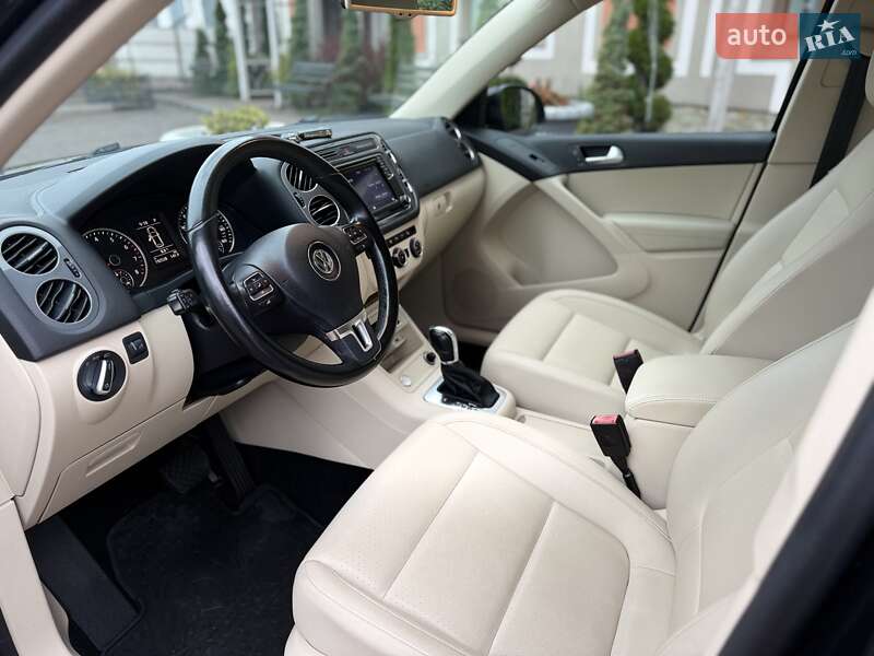 Внедорожник / Кроссовер Volkswagen Tiguan 2017 в Стрые