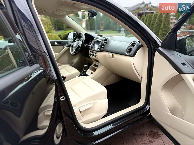 Внедорожник / Кроссовер Volkswagen Tiguan 2017 в Стрые
