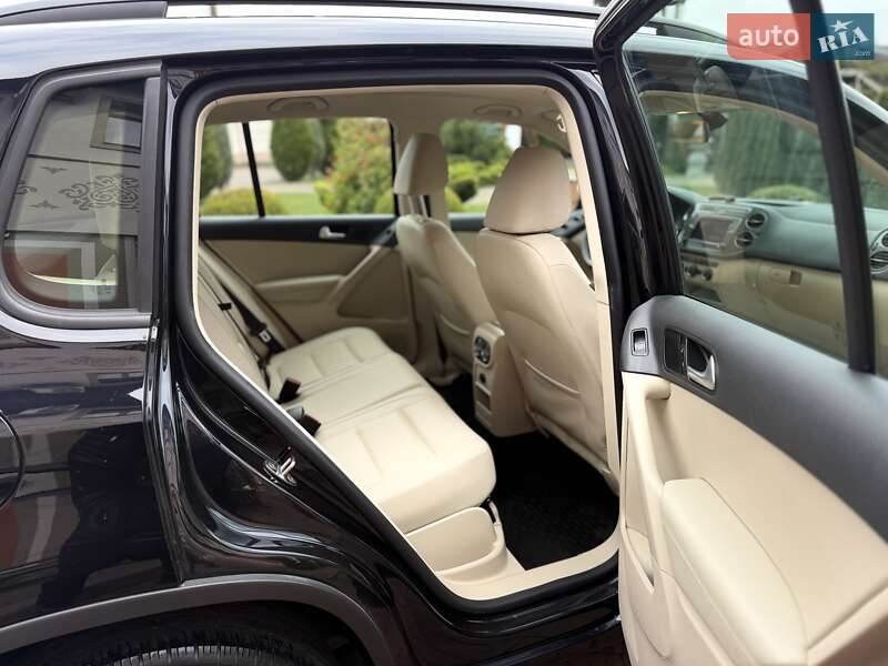 Внедорожник / Кроссовер Volkswagen Tiguan 2017 в Стрые