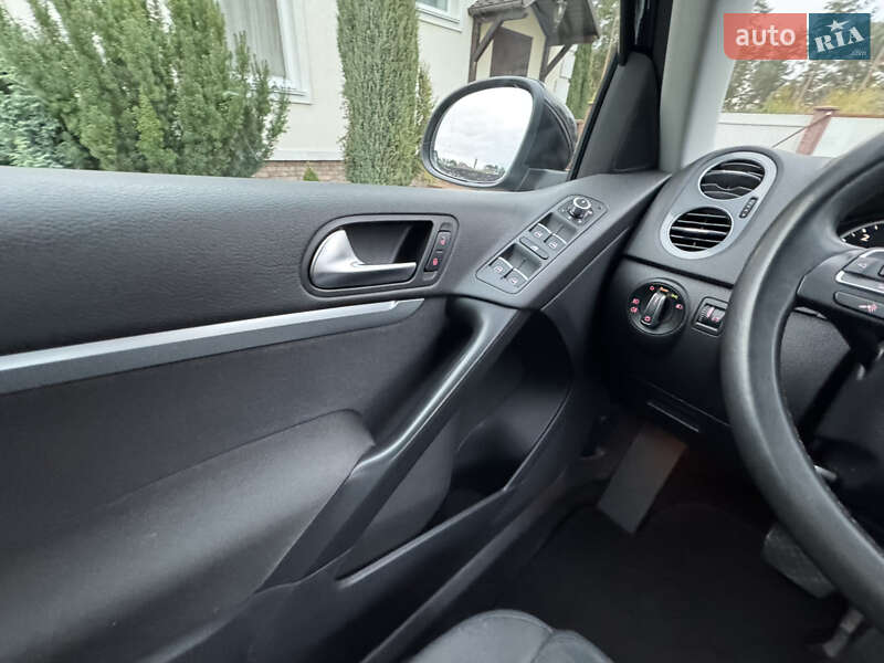 Внедорожник / Кроссовер Volkswagen Tiguan 2013 в Киеве фото 31 Внедорожник / Кроссовер Volkswagen Tiguan 2013 в Киеве