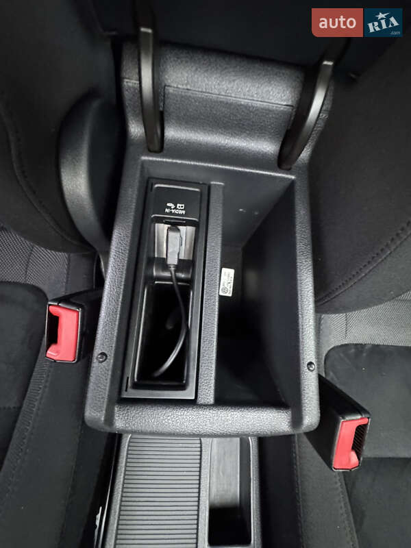 Внедорожник / Кроссовер Volkswagen Tiguan 2013 в Киеве фото 43 Внедорожник / Кроссовер Volkswagen Tiguan 2013 в Киеве