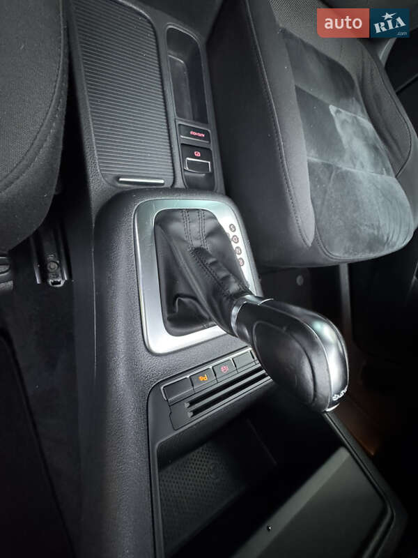 Внедорожник / Кроссовер Volkswagen Tiguan 2013 в Киеве фото 44 Внедорожник / Кроссовер Volkswagen Tiguan 2013 в Киеве