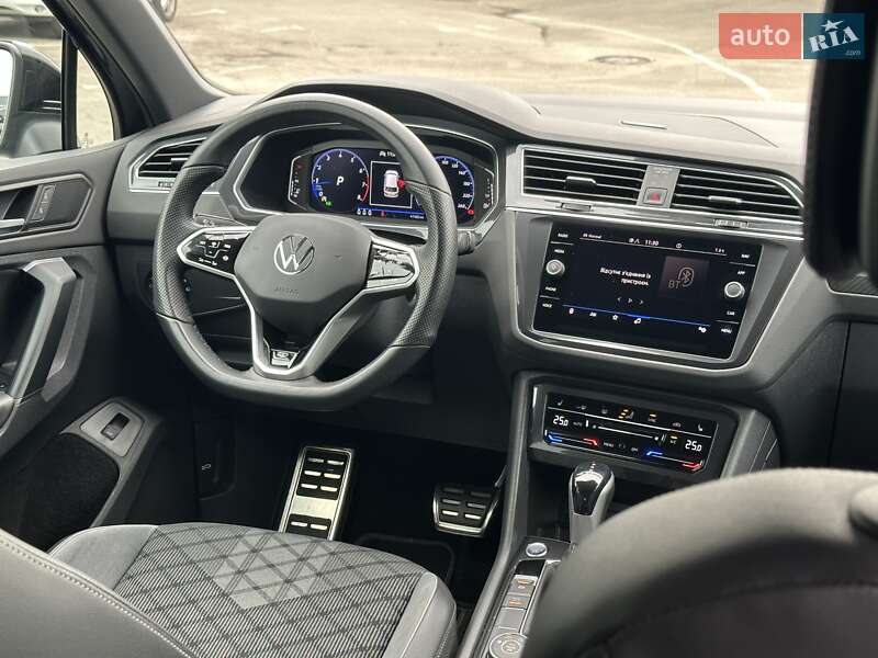 Позашляховик / Кросовер Volkswagen Tiguan 2023 в Києві