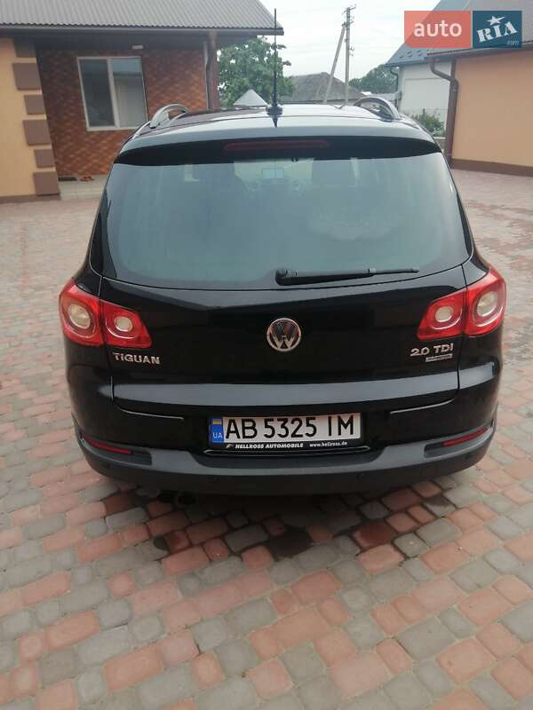 Позашляховик / Кросовер Volkswagen Tiguan 2011 в Скалаті