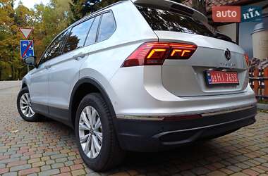 Позашляховик / Кросовер Volkswagen Tiguan 2022 в  фото 12 Позашляховик / Кросовер Volkswagen Tiguan 2022 в