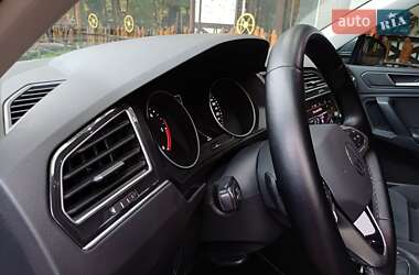 Позашляховик / Кросовер Volkswagen Tiguan 2022 в  фото 54 Позашляховик / Кросовер Volkswagen Tiguan 2022 в