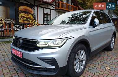 Позашляховик / Кросовер Volkswagen Tiguan 2022 в  фото 82 Позашляховик / Кросовер Volkswagen Tiguan 2022 в