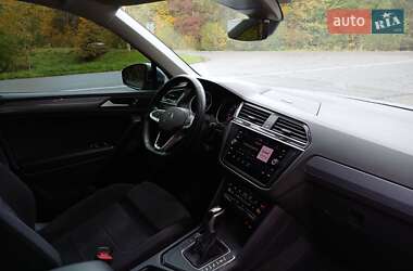 Позашляховик / Кросовер Volkswagen Tiguan 2022 в  фото 107 Позашляховик / Кросовер Volkswagen Tiguan 2022 в