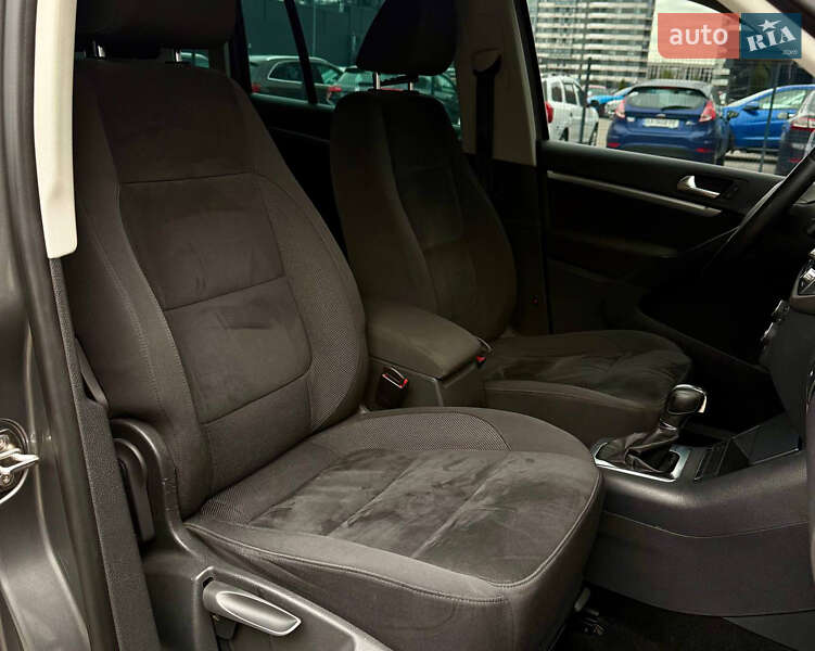 Внедорожник / Кроссовер Volkswagen Tiguan 2012 в Киеве фото 36 Внедорожник / Кроссовер Volkswagen Tiguan 2012 в Киеве