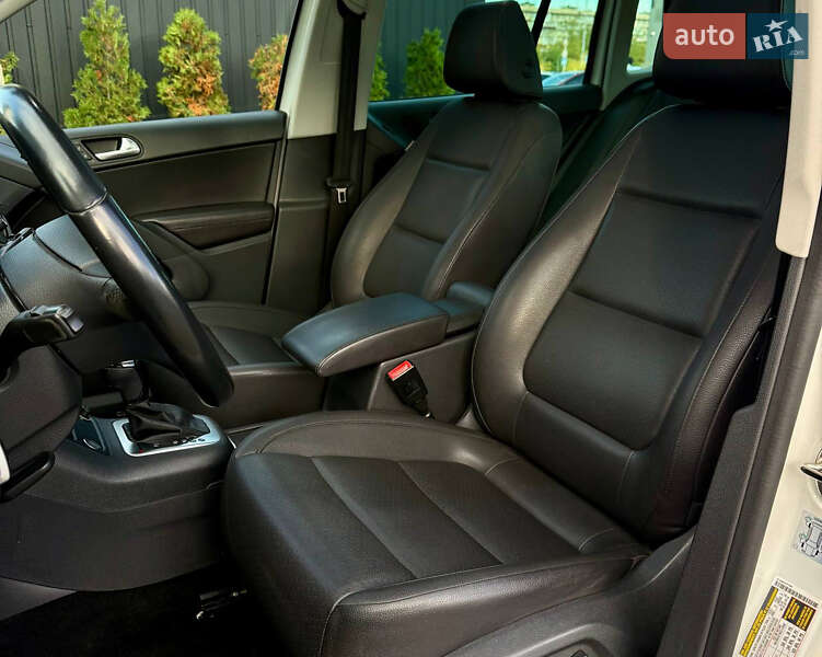 Позашляховик / Кросовер Volkswagen Tiguan 2016 в Києві