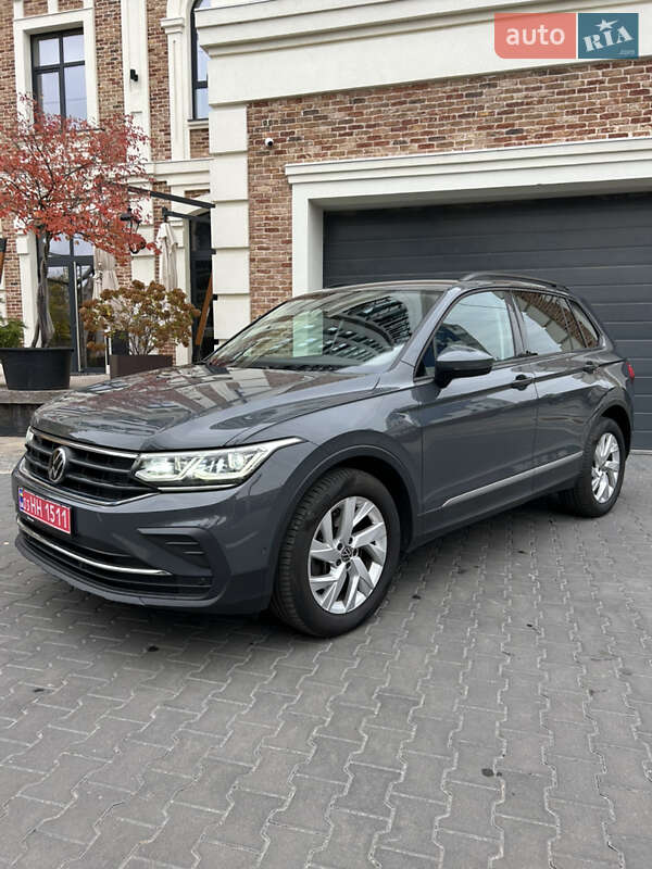 Volkswagen Tiguan 2021