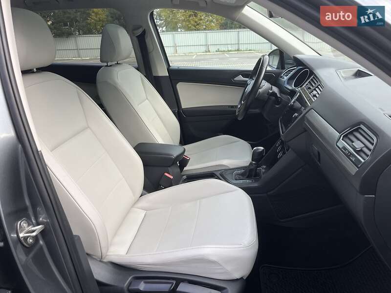 Внедорожник / Кроссовер Volkswagen Tiguan 2018 в Луцке фото 31 Внедорожник / Кроссовер Volkswagen Tiguan 2018 в Луцке