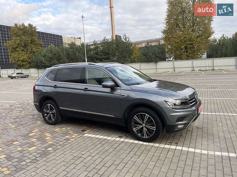 Внедорожник / Кроссовер Volkswagen Tiguan 2018 в Луцке фото 76 Внедорожник / Кроссовер Volkswagen Tiguan 2018 в Луцке
