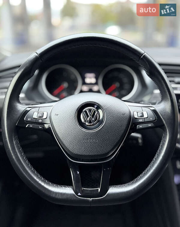 Внедорожник / Кроссовер Volkswagen Tiguan 2020 в Николаеве