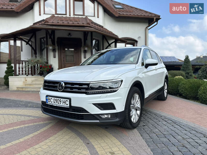 Внедорожник / Кроссовер Volkswagen Tiguan 2017 в Львове