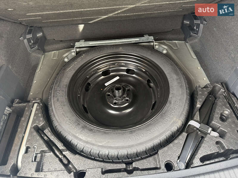 Внедорожник / Кроссовер Volkswagen Tiguan 2019 в Почаеве фото 6 Внедорожник / Кроссовер Volkswagen Tiguan 2019 в Почаеве