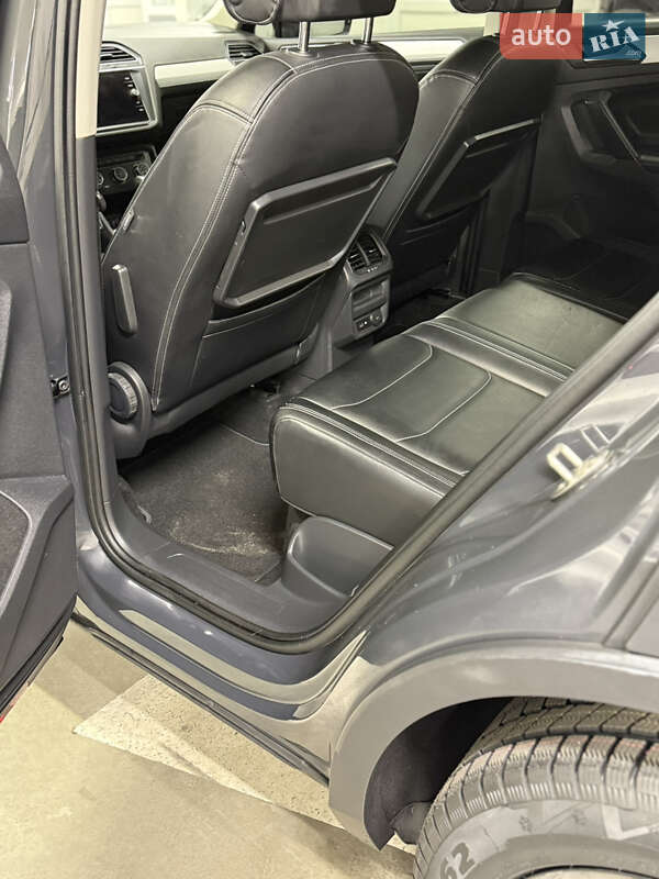 Позашляховик / Кросовер Volkswagen Tiguan 2018 в Києві фото 9 Позашляховик / Кросовер Volkswagen Tiguan 2018 в Києві