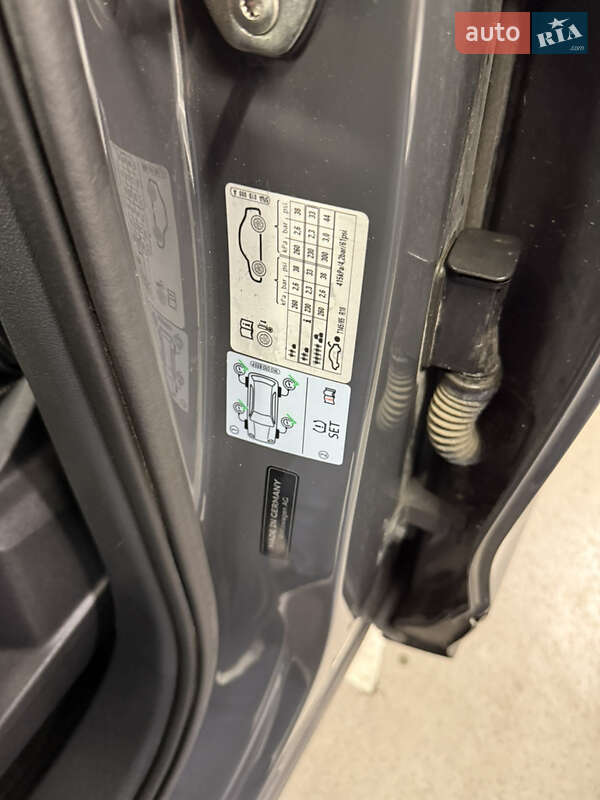 Позашляховик / Кросовер Volkswagen Tiguan 2018 в Києві фото 26 Позашляховик / Кросовер Volkswagen Tiguan 2018 в Києві