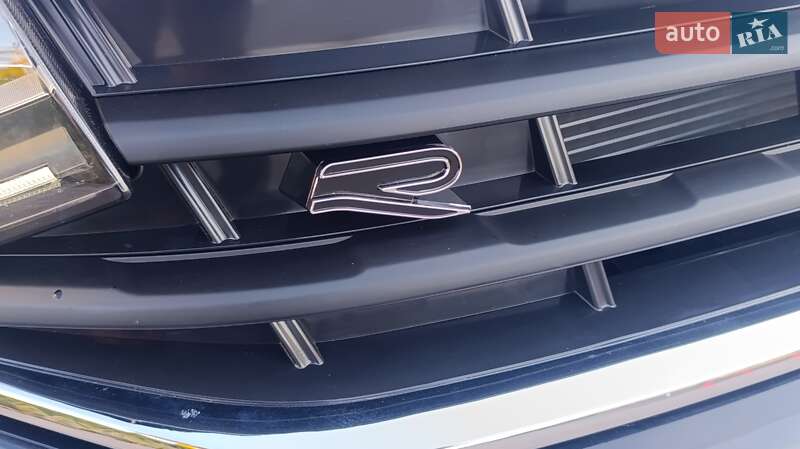 Внедорожник / Кроссовер Volkswagen Tiguan 2023 в Днепре