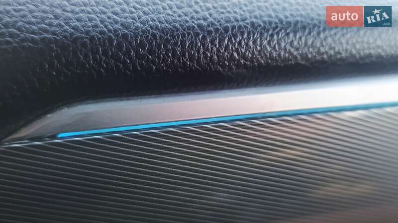 Внедорожник / Кроссовер Volkswagen Tiguan 2023 в Днепре