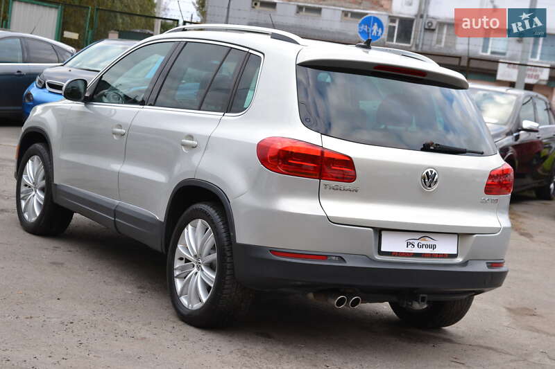 Внедорожник / Кроссовер Volkswagen Tiguan 2012 в Луцке
