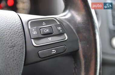 Внедорожник / Кроссовер Volkswagen Tiguan 2012 в 