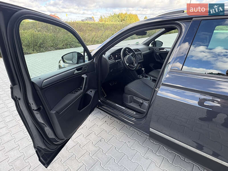 Позашляховик / Кросовер Volkswagen Tiguan 2021 в Львові фото 42 Позашляховик / Кросовер Volkswagen Tiguan 2021 в Львові