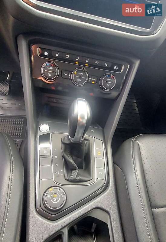 Внедорожник / Кроссовер Volkswagen Tiguan 2018 в Львове фото 13 Внедорожник / Кроссовер Volkswagen Tiguan 2018 в Львове