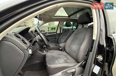Внедорожник / Кроссовер Volkswagen Tiguan 2012 в 