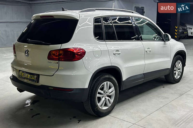 Внедорожник / Кроссовер Volkswagen Tiguan 2017 в Черновцах фото 6 Внедорожник / Кроссовер Volkswagen Tiguan 2017 в Черновцах