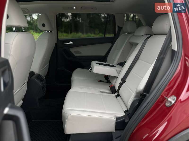 Внедорожник / Кроссовер Volkswagen Tiguan 2019 в Киеве