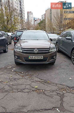 Позашляховик / Кросовер Volkswagen Tiguan 2013 в Києві
