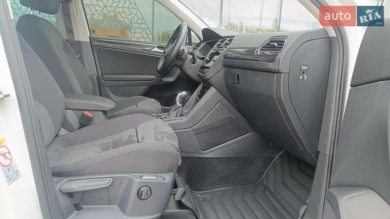 Внедорожник / Кроссовер Volkswagen Tiguan 2021 в Киеве фото 6 Внедорожник / Кроссовер Volkswagen Tiguan 2021 в Киеве