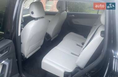 Внедорожник / Кроссовер Volkswagen Tiguan 2019 в 