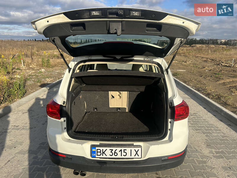 Внедорожник / Кроссовер Volkswagen Tiguan 2016 в Ровно фото 12 Внедорожник / Кроссовер Volkswagen Tiguan 2016 в Ровно