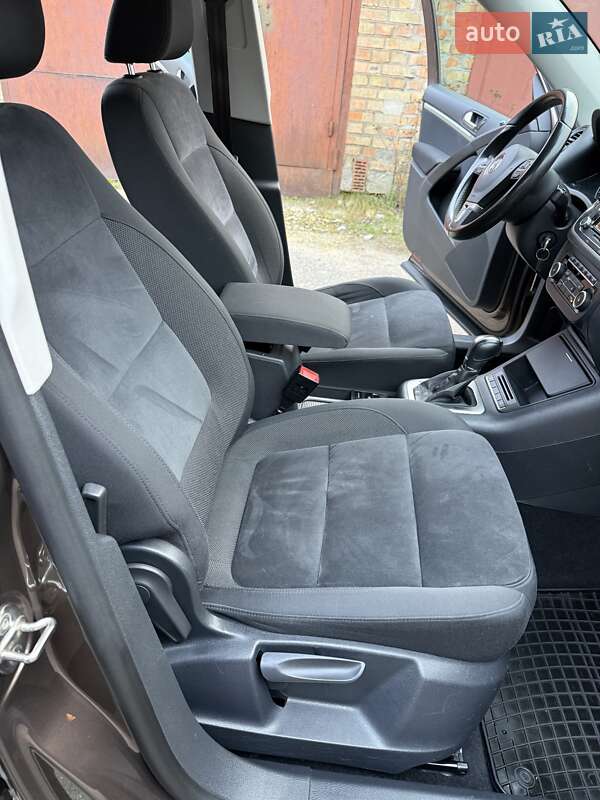 Позашляховик / Кросовер Volkswagen Tiguan 2013 в Києві