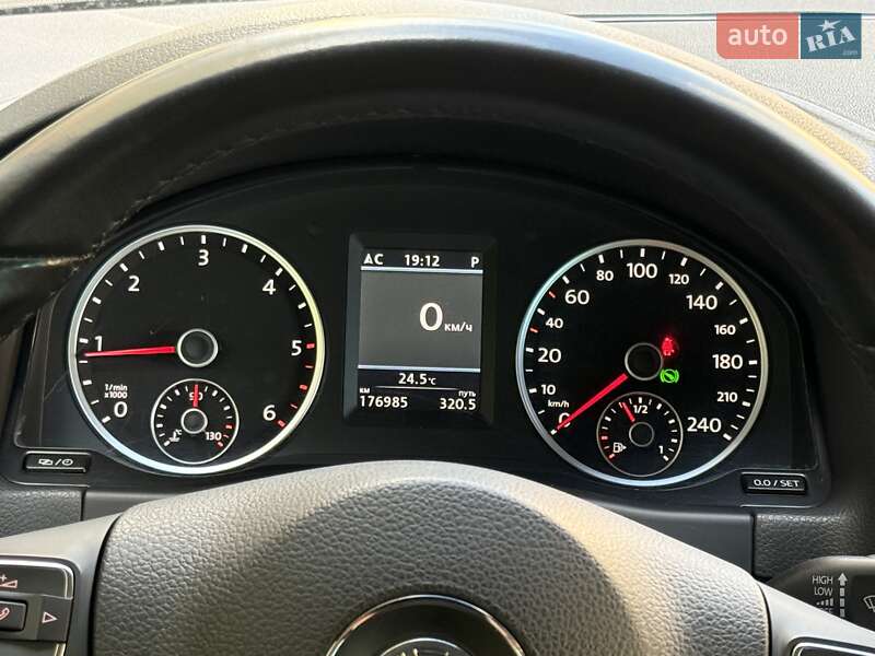 Позашляховик / Кросовер Volkswagen Tiguan 2013 в Києві