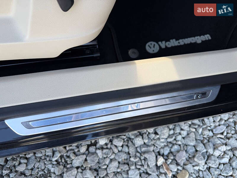 Позашляховик / Кросовер Volkswagen Tiguan 2015 в Стрию