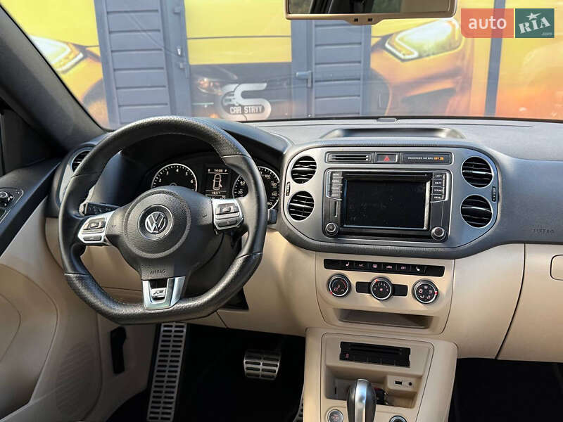 Позашляховик / Кросовер Volkswagen Tiguan 2015 в Стрию