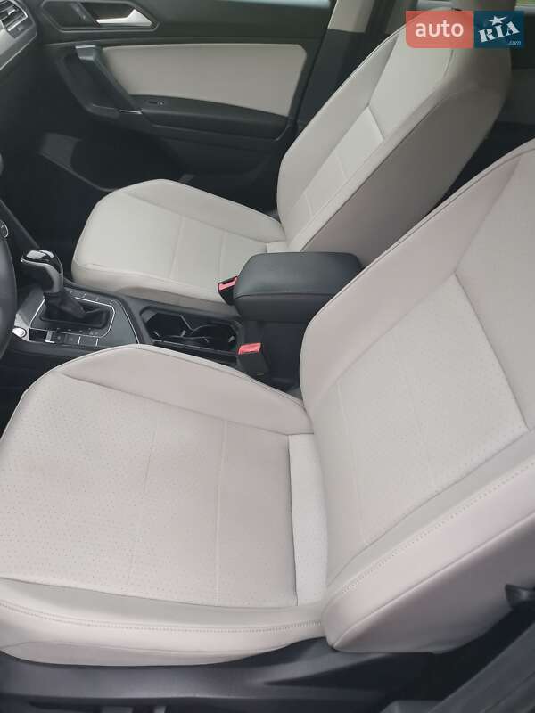 Внедорожник / Кроссовер Volkswagen Tiguan 2019 в Кременчуге
