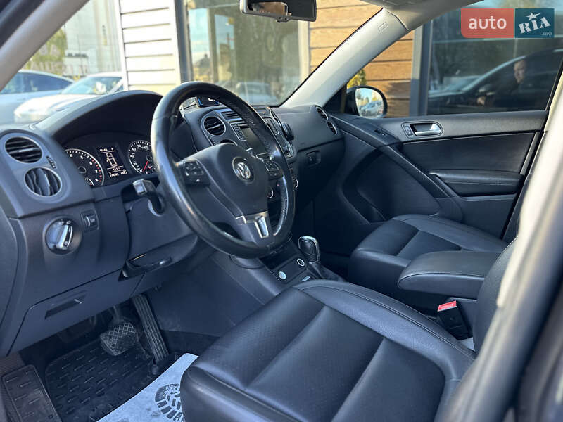 Позашляховик / Кросовер Volkswagen Tiguan 2016 в Шептицькому