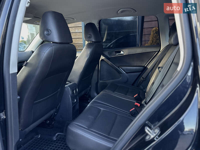 Позашляховик / Кросовер Volkswagen Tiguan 2016 в Шептицькому