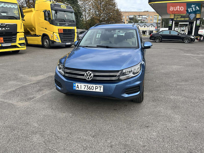 Позашляховик / Кросовер Volkswagen Tiguan 2016 в Василькові