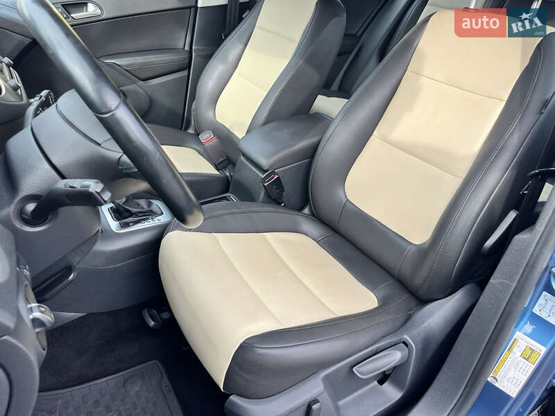 Позашляховик / Кросовер Volkswagen Tiguan 2016 в Василькові