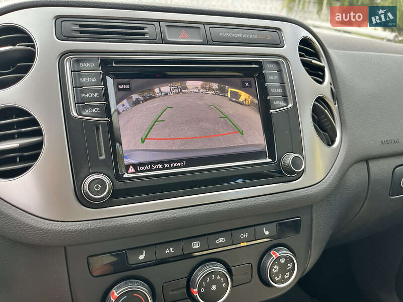 Позашляховик / Кросовер Volkswagen Tiguan 2016 в Василькові