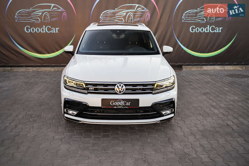 Внедорожник / Кроссовер Volkswagen Tiguan 2016 в Луцке